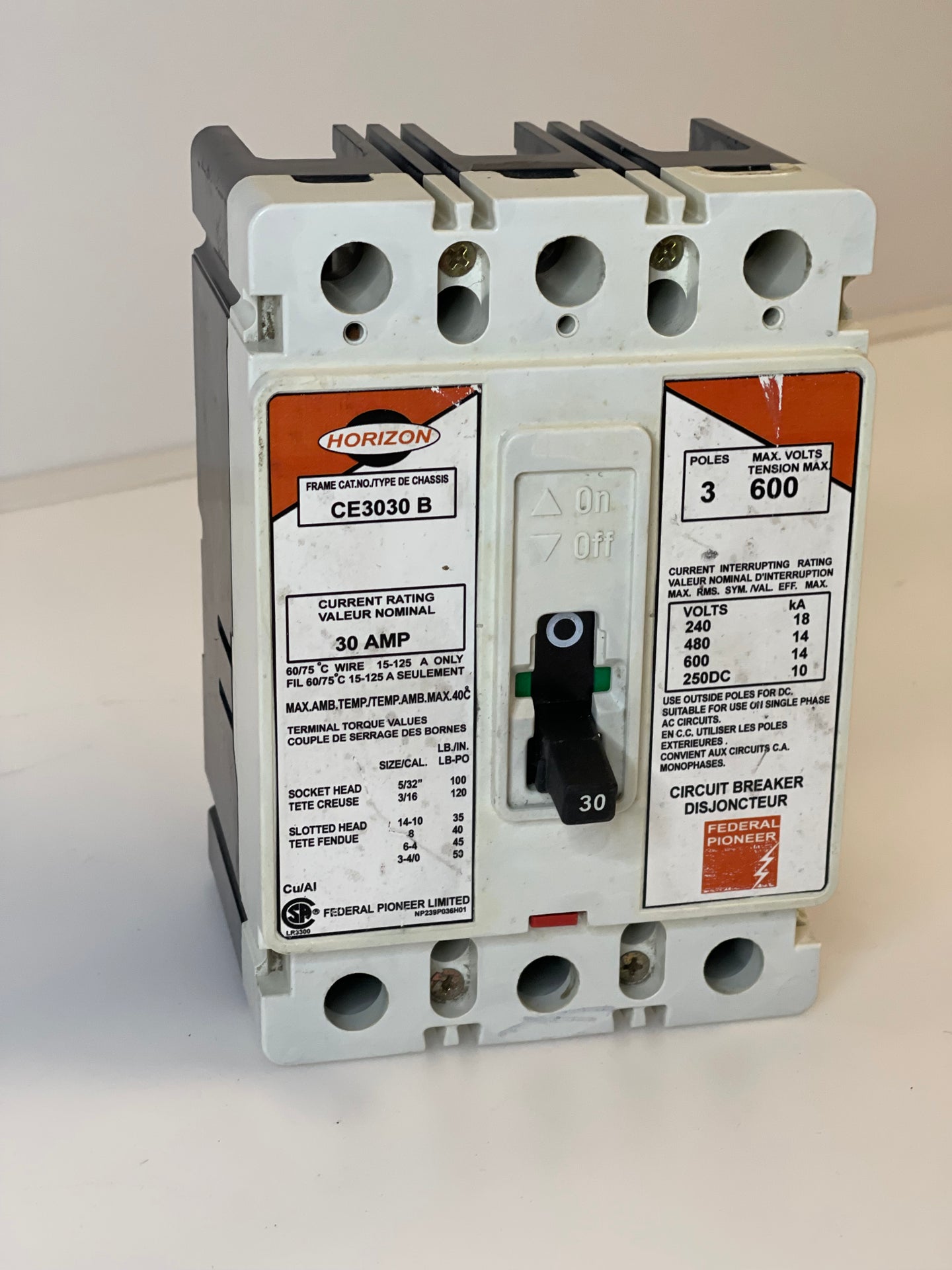 CE3030 FPE CIRCUIT BREAKER